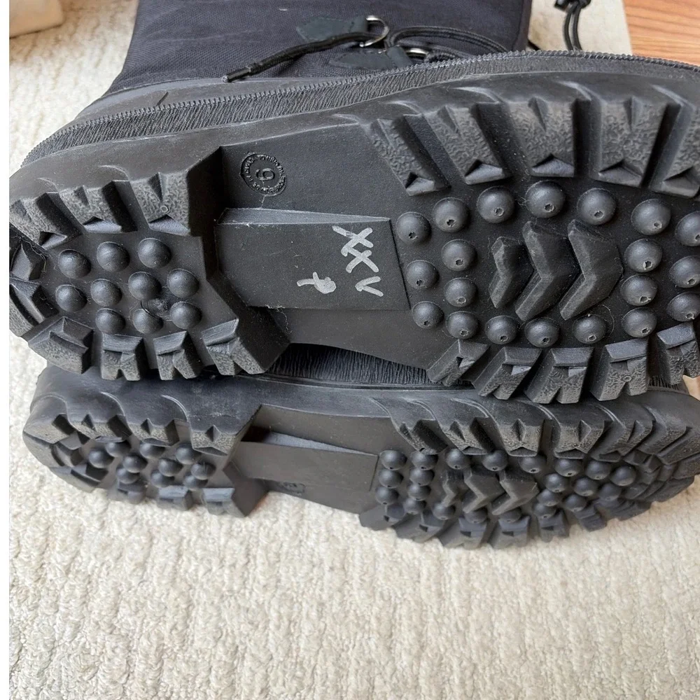 Kamik Snow Boots Mens 9 Black Waterproof Insulated Winter Tall Work Gorpcore